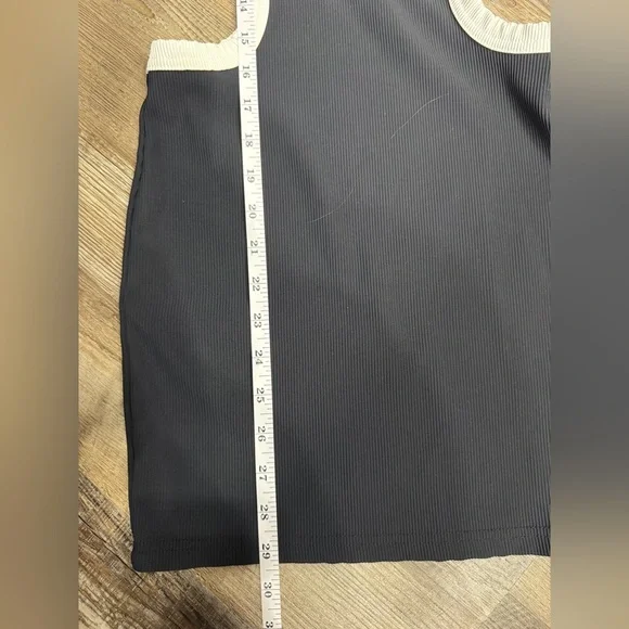 Edikted Black and White Ribbed Top - Picture 4 of 6